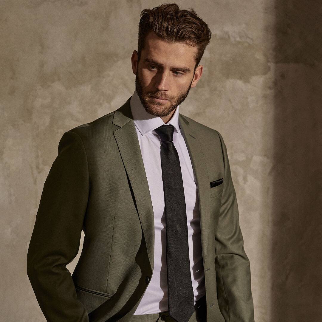 book-a-fitting-suit-the-range-ysg-corporate-green